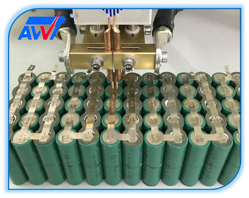 Máy hàn điểm chính xác AWT